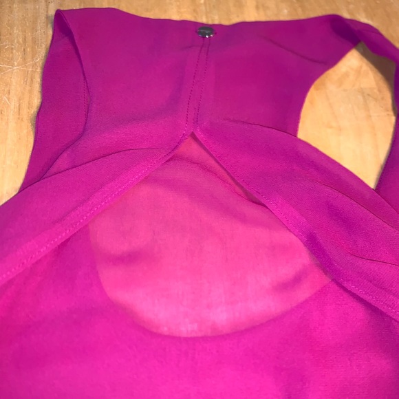 Guess Fuchsia Sheer Layered Open Back Tank - Picture 8 of 8